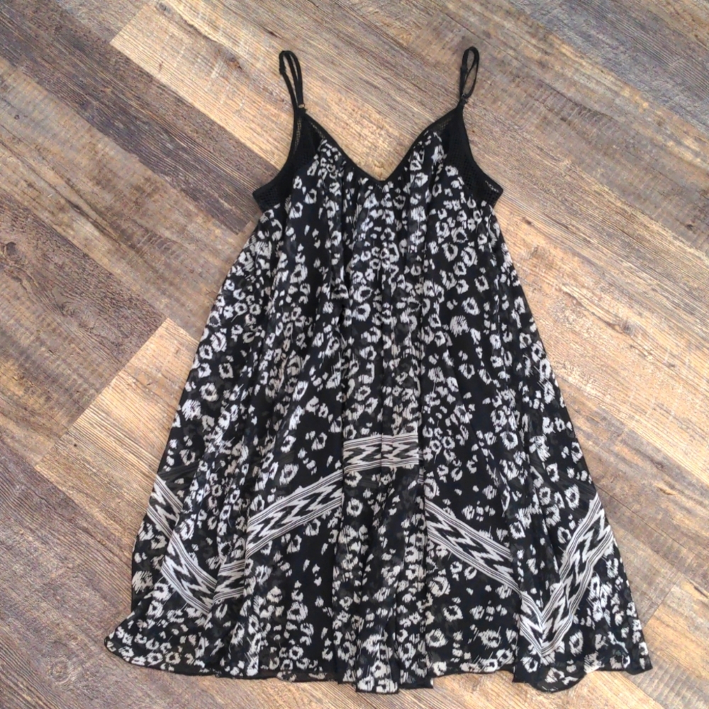 🔖3for$25 Express | Flowy Leopard & Tribal Adjustable Spaghetti Strap Dress